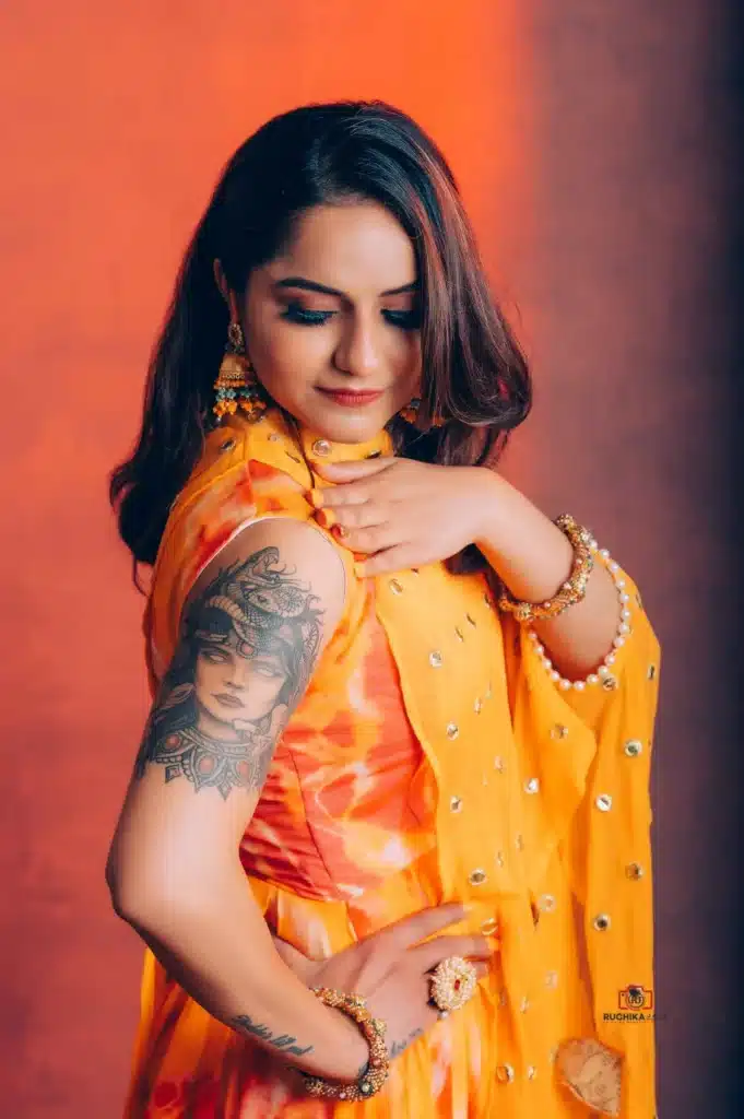 Professional glamour photographer in Wellington capturing your essence